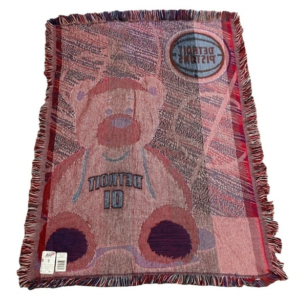 Detroit Pistons Halfcourt tapestry throw blanket new - Picture 4 of 6